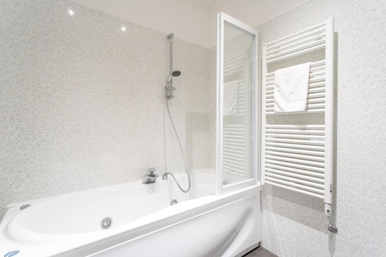 White Flat In Como City Center By Rent All Como Ngoại thất bức ảnh